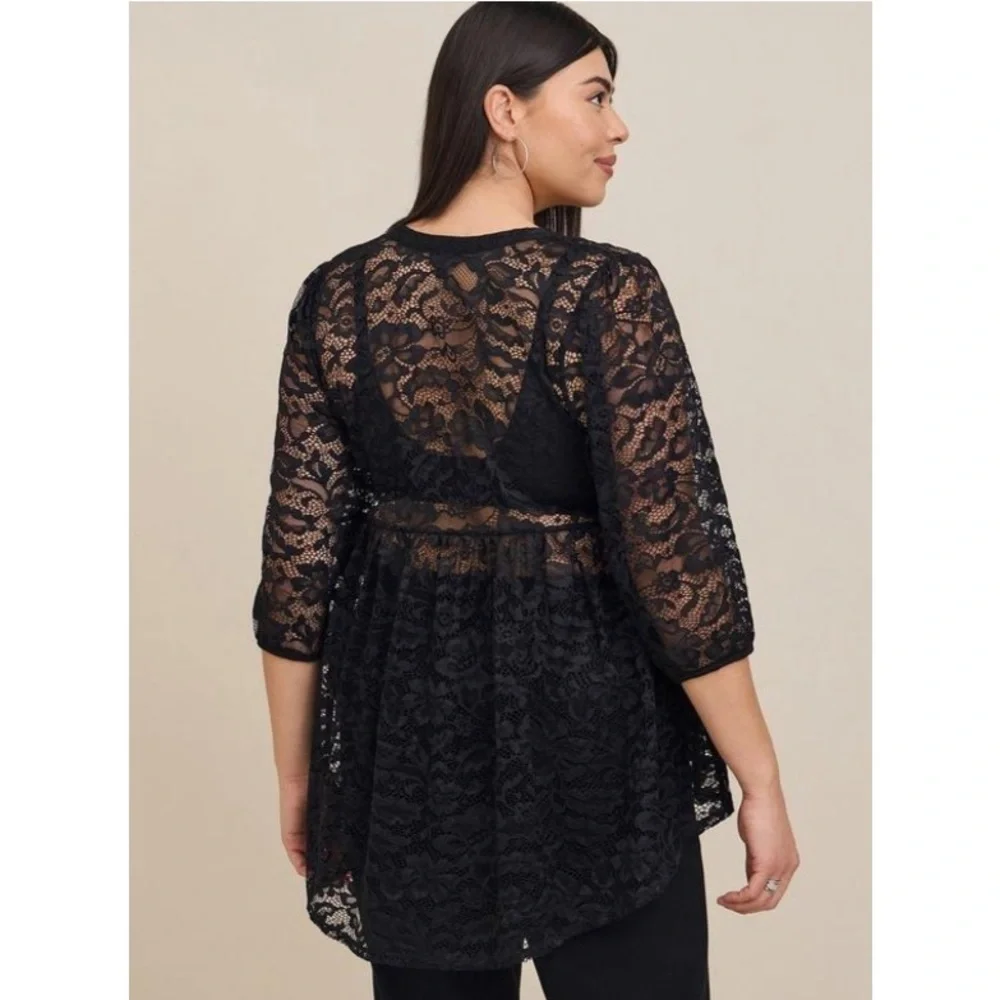 TORRID NWT BABYDOLL SHEER LACE BUTTON DOWN TUNIC TOP - Picture 2 of 5